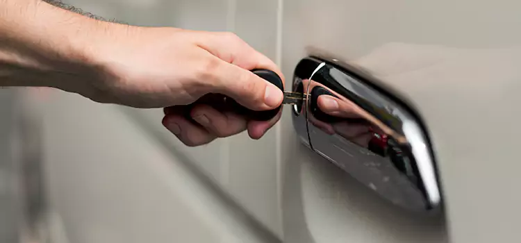 Why Choose Our Auto Locksmith Team in Clearwater, FL?